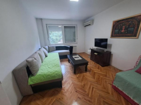 Dramski apartment